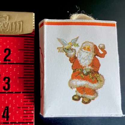 Geschenktasche (Nikolaus mit Taube). Papier. - Image 2