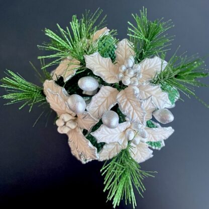 Weihnachtliches Arrangement (Weihnachtsstern weiss). Handarb. - Image 2