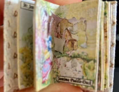 Pop-Up-Buch (Beatrix Potter). Handarbeit/England. - Image 4