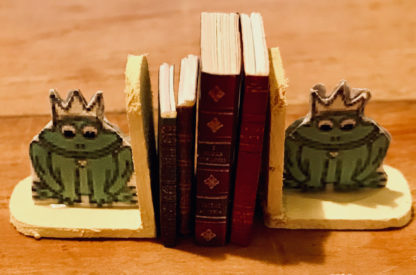 Buchstützen (Froschkönig). Handarbeit. Ohne Bücher! - Image 3