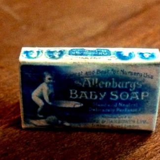 Schachtel Baby-Seife (Allenbury's Baby Soap). Handarbeit/England