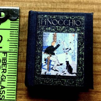 Buch (Carlo Collodi, Pinocchio, mit englischem Text).