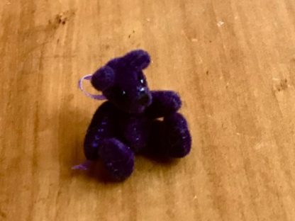 Teddy (Purple) mit Zertifikat. Signiert. Limitierte Auflage (1000 Stück). Samt.