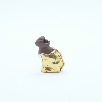 Lindt-Hase "angeknabbert". Handarbeit/England. - Image 3