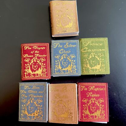 Bücher-Set C.S. Lewis "Narnia". Seiten unbedruckt.