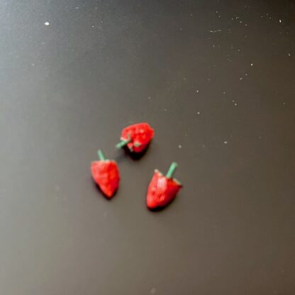 3 Erdbeeren. Handarbeit/England. - Image 2