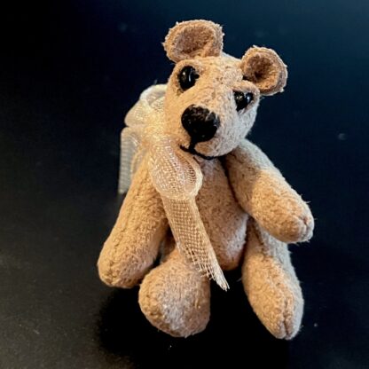 Miniaturteddy (Wildleder, Café). Handarbeit.